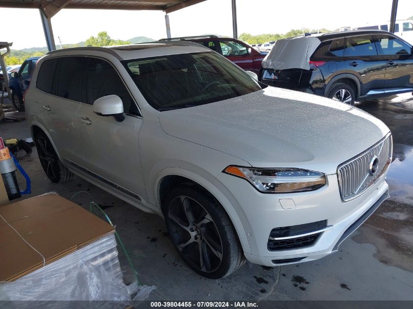 2017 VOLVO XC90 HYBRID T8 INSCRIPTION