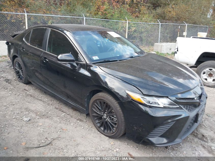 2019 TOYOTA CAMRY SE