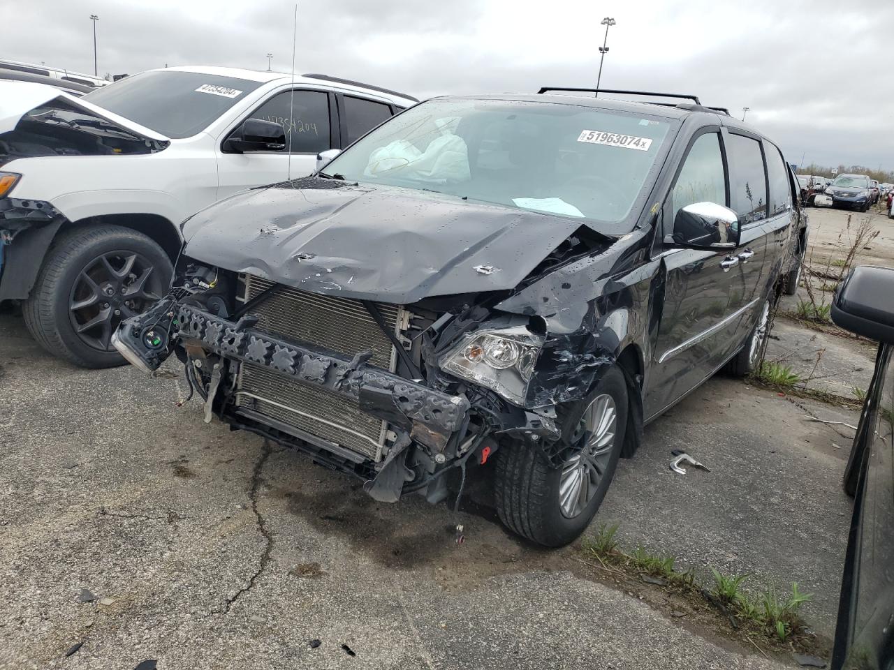 2014 CHRYSLER TOWN & COUNTRY TOURING L