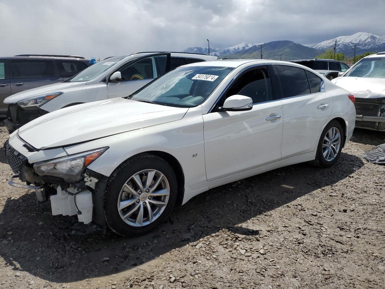 2015 INFINITI Q50 BASE