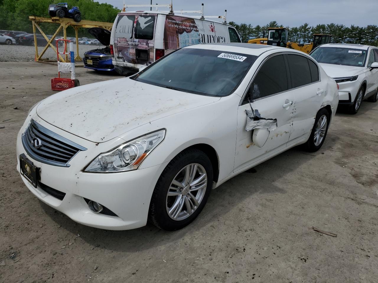 2013 INFINITI G37