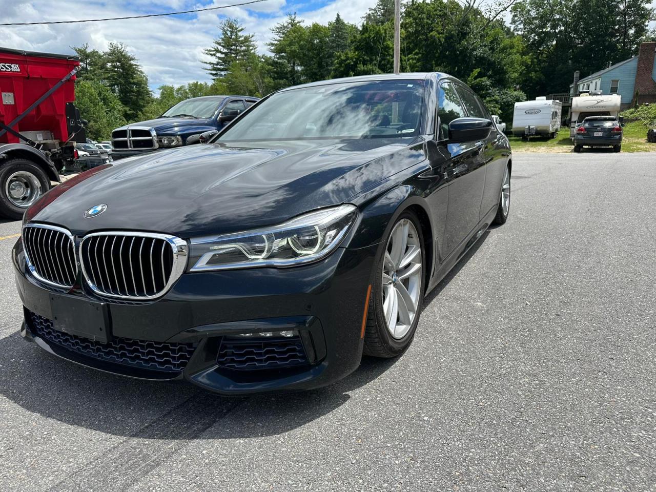 2017 BMW 750 XI