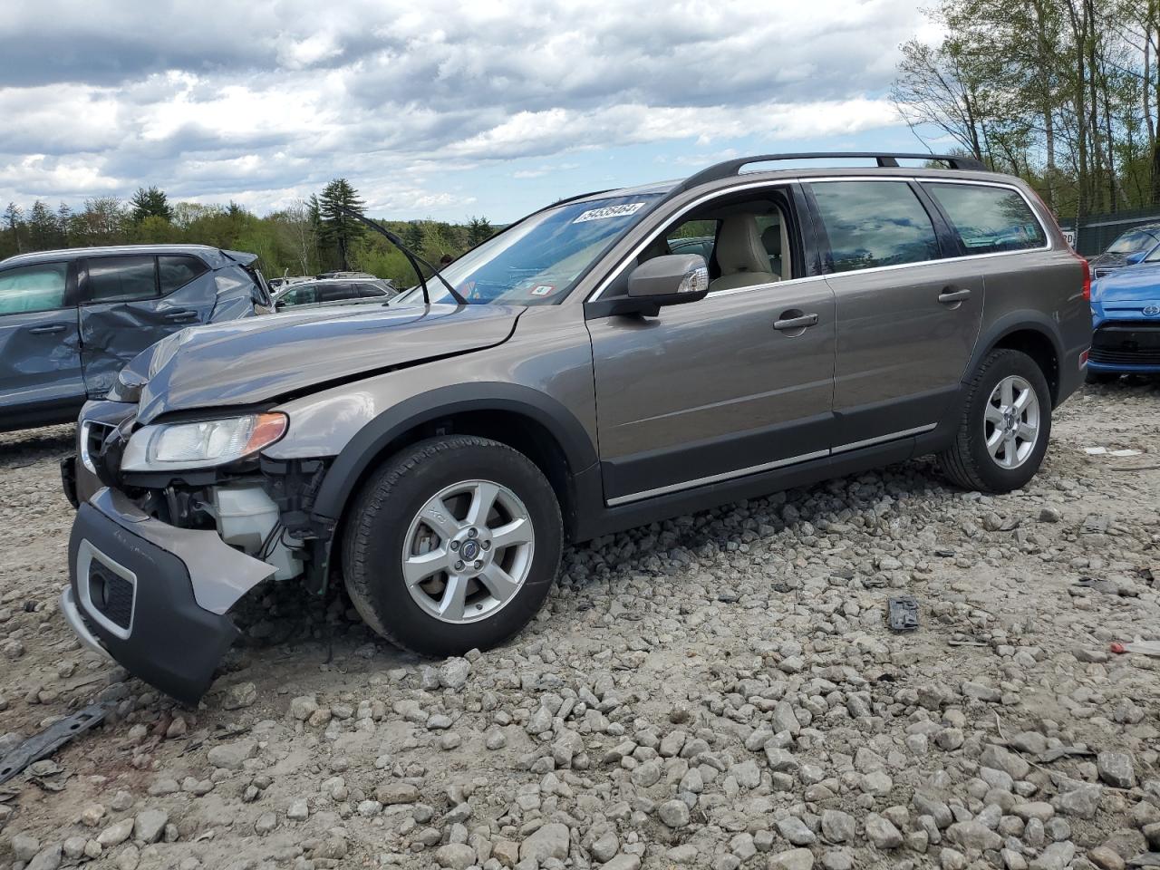 2011 VOLVO XC70 3.2