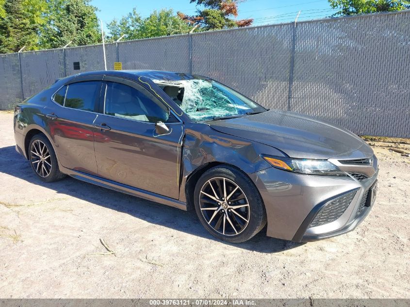 2021 TOYOTA CAMRY SE/SE NIGHT SHADE