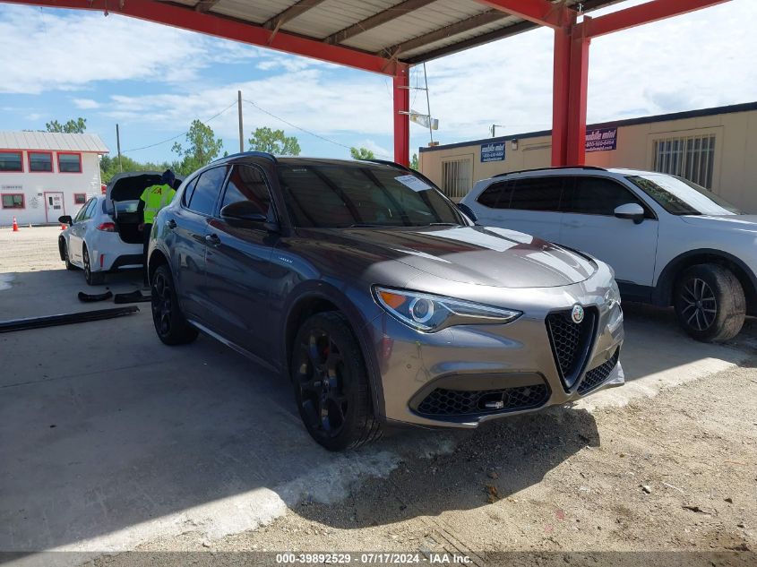 2022 ALFA ROMEO STELVIO VELOCE TI AWD