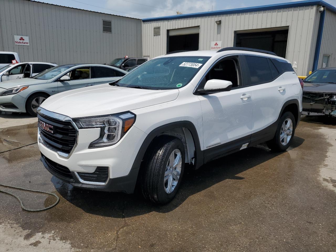 2022 GMC TERRAIN SLE