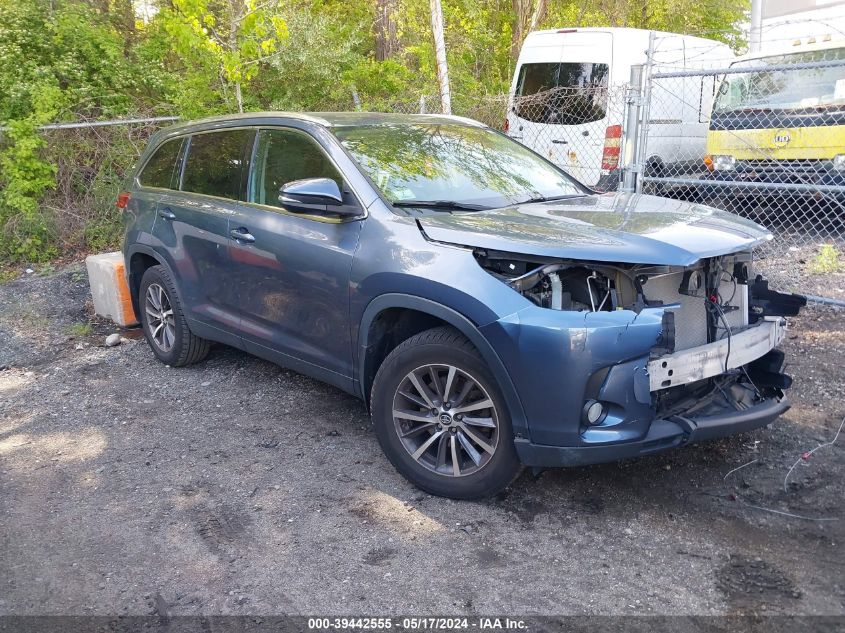 2019 TOYOTA HIGHLANDER XLE