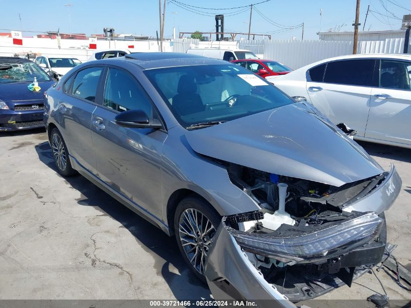 2023 KIA FORTE GT LINE