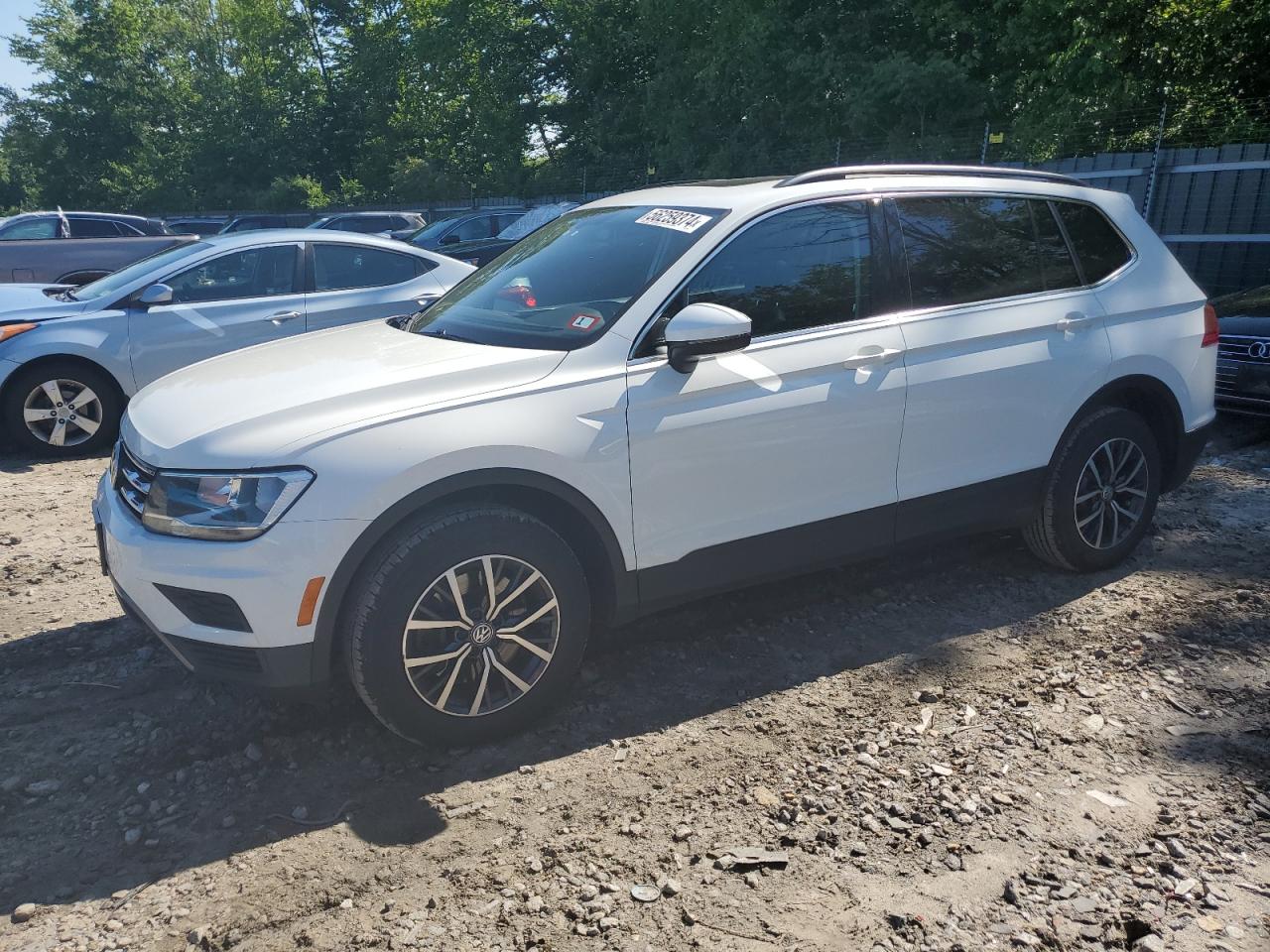 2019 VOLKSWAGEN TIGUAN SE