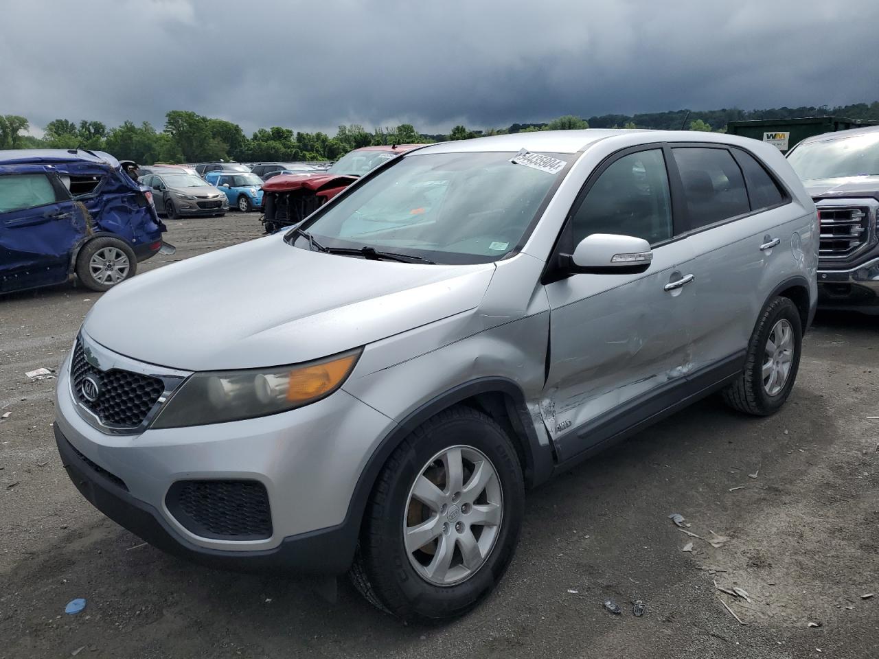 2011 KIA SORENTO BASE