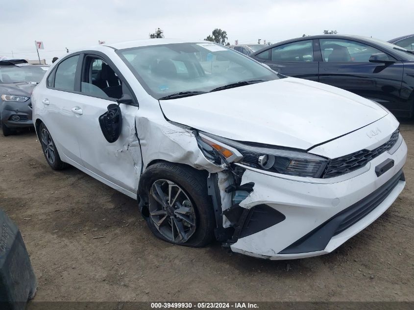 2023 KIA FORTE LXS