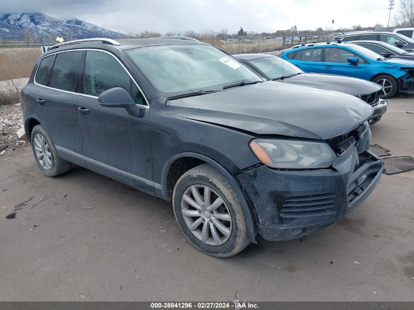 2011 VOLKSWAGEN TOUAREG VR6 SPORT