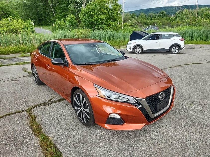 2021 NISSAN ALTIMA SR