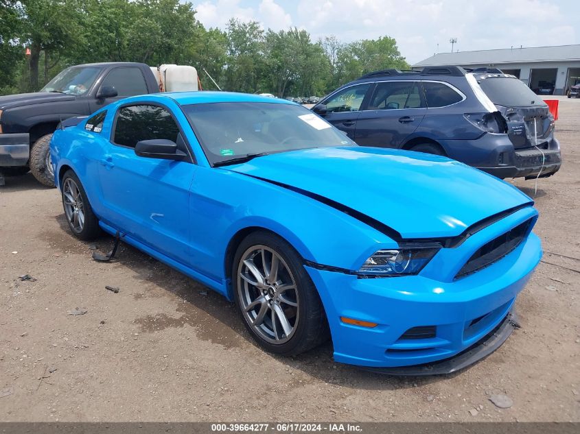 2013 FORD MUSTANG V6