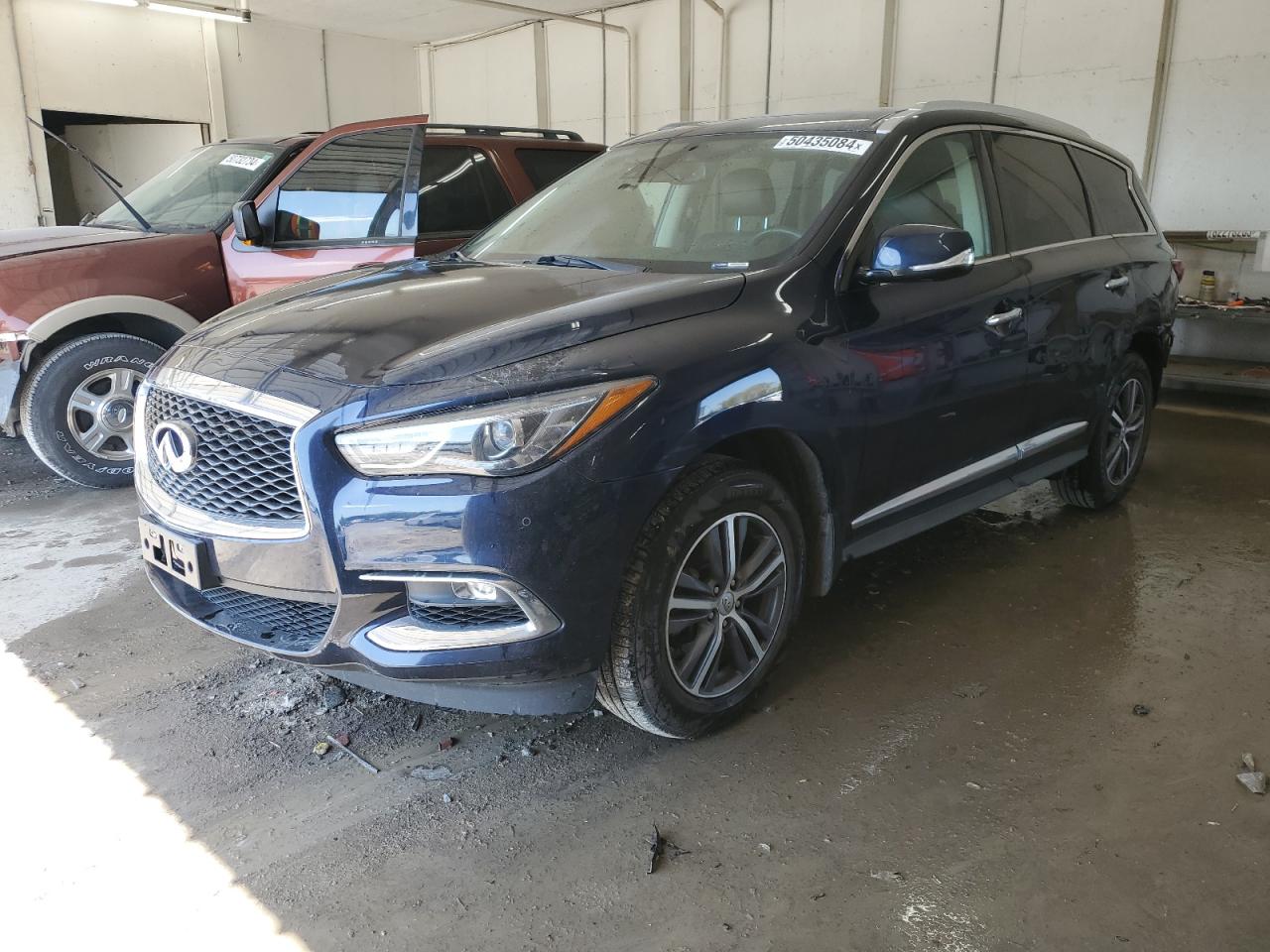 2019 INFINITI QX60 LUXE