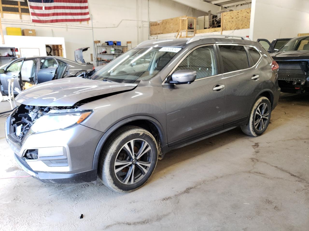 2019 NISSAN ROGUE S