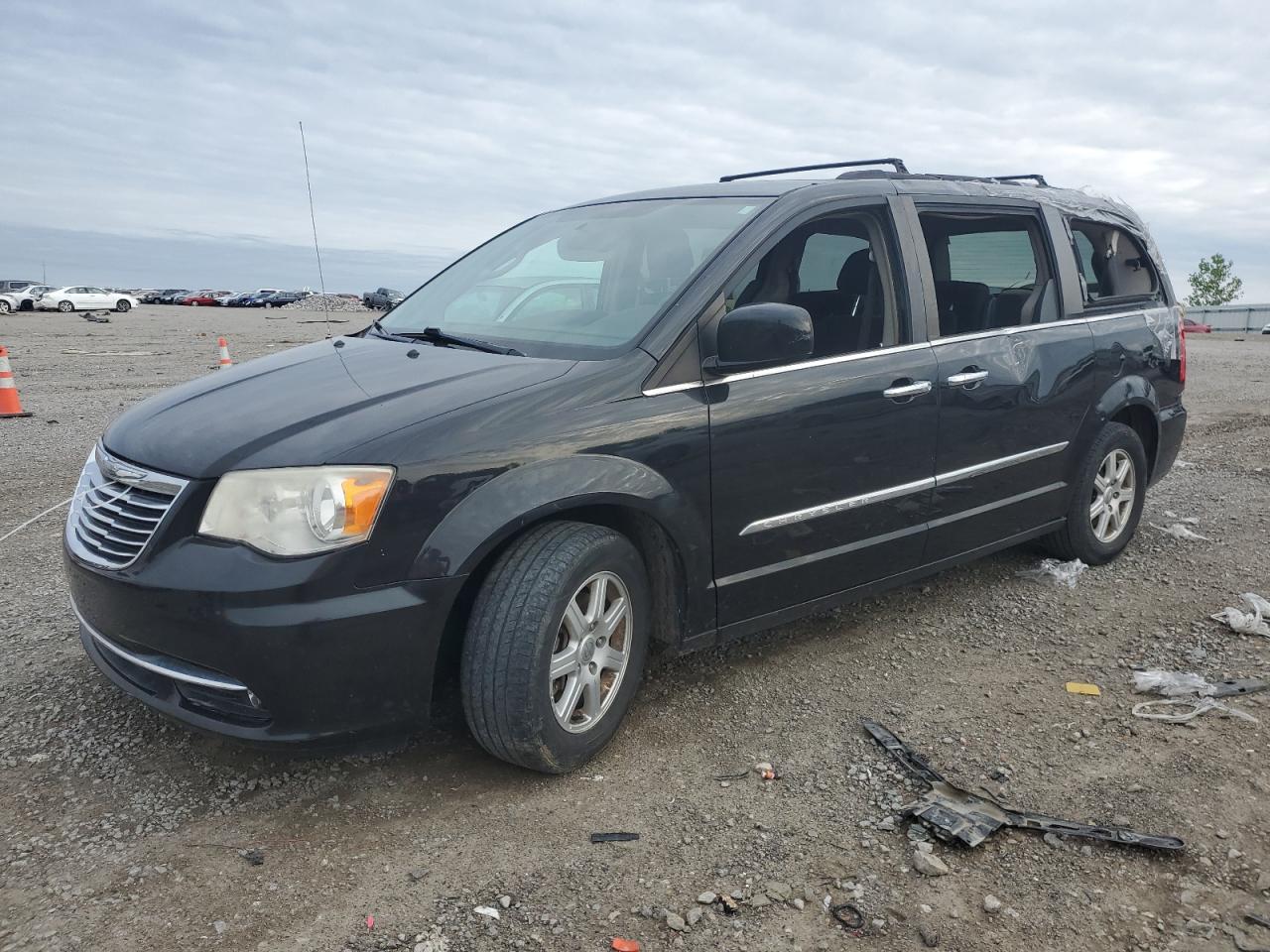 2011 CHRYSLER TOWN & COUNTRY TOURING