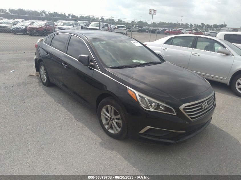 2017 HYUNDAI SONATA SE