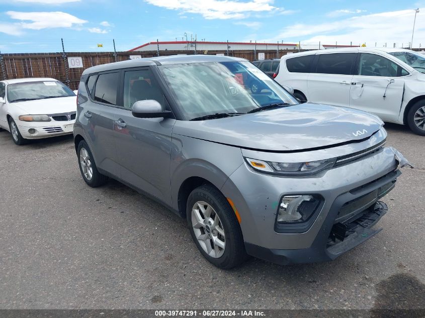 2022 KIA SOUL LX