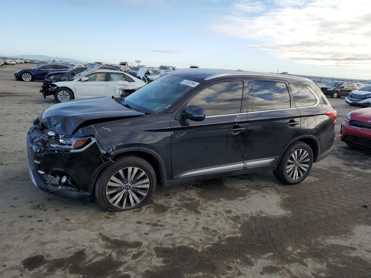 2020 MITSUBISHI OUTLANDER SE