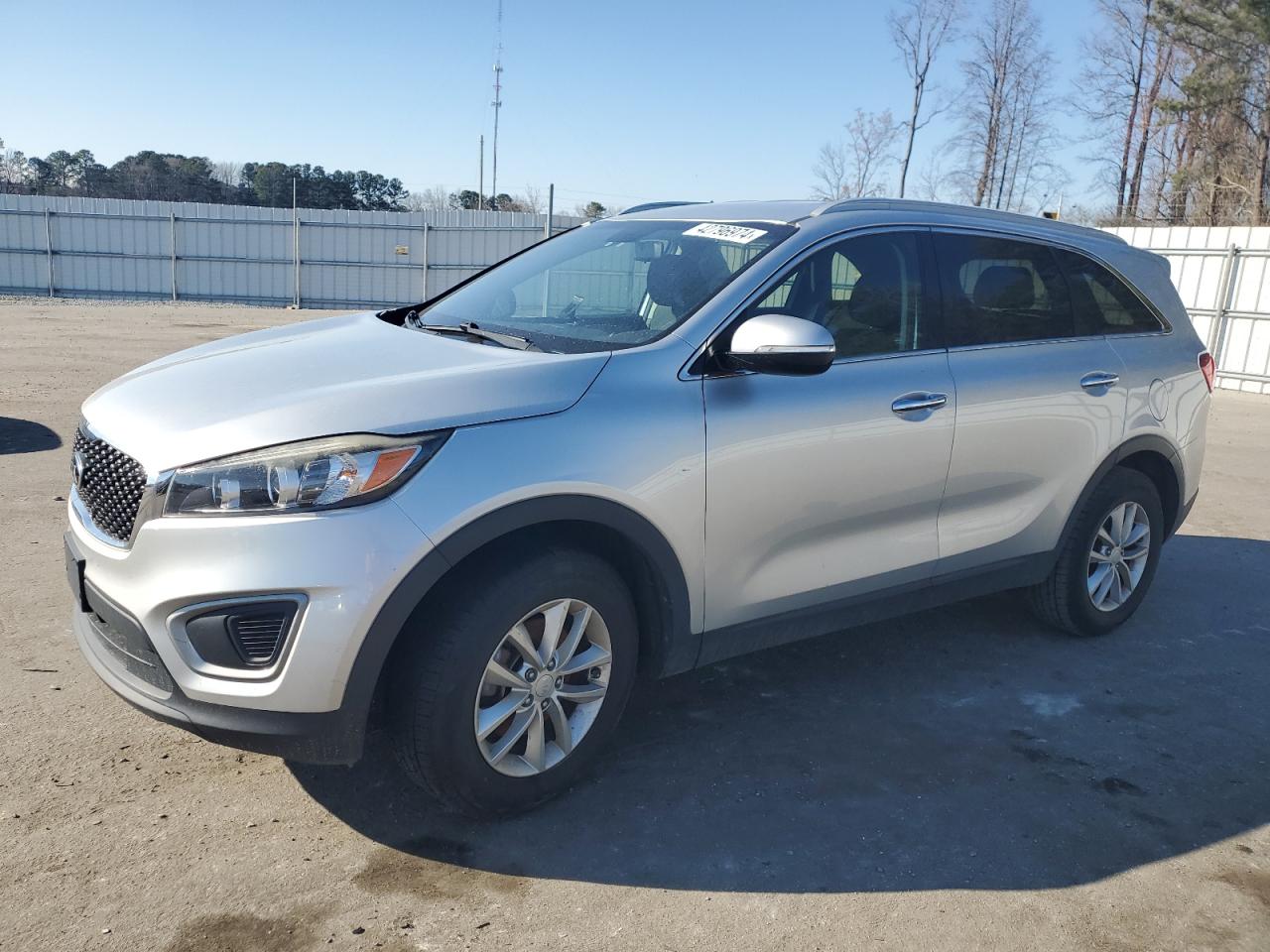 2016 KIA SORENTO LX