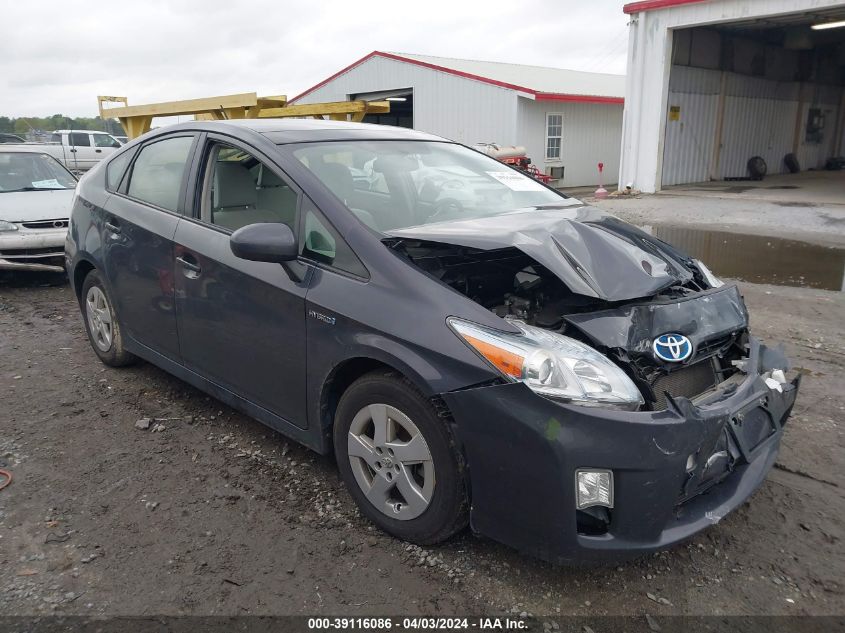 2011 TOYOTA PRIUS THREE