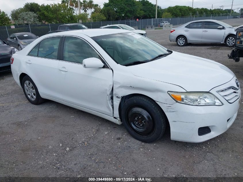 2011 TOYOTA CAMRY LE