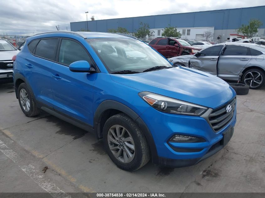 2016 HYUNDAI TUCSON SE