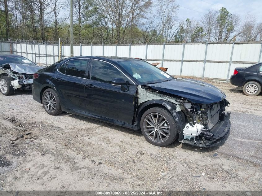 2023 TOYOTA CAMRY XLE V6