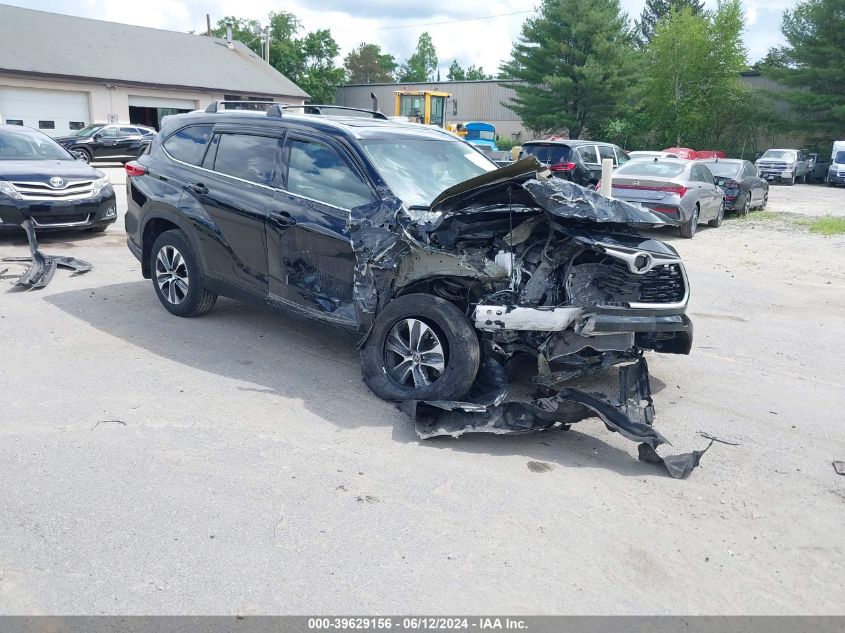 2021 TOYOTA HIGHLANDER XLE