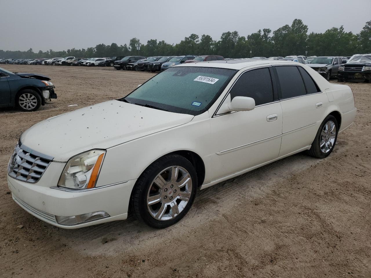 2011 CADILLAC DTS PLATINUM