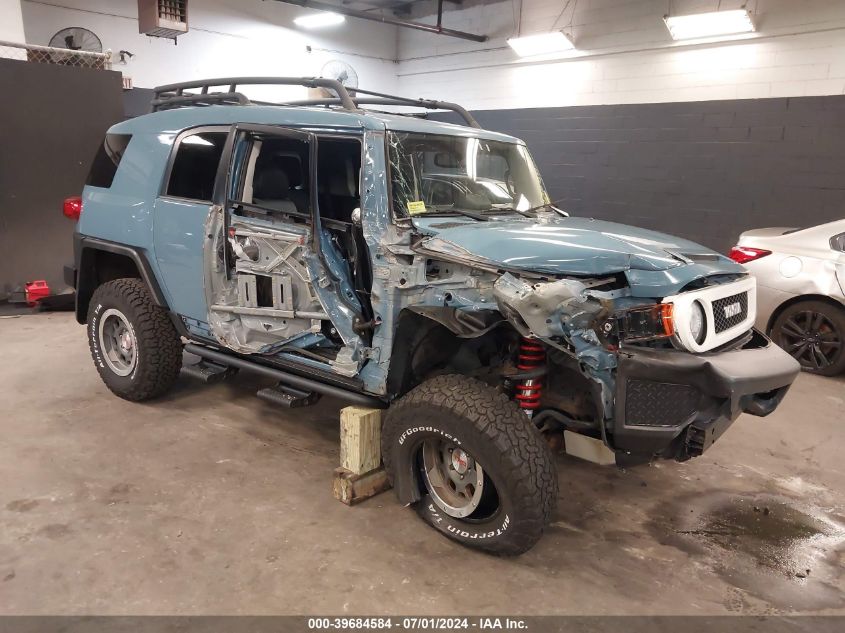 2014 TOYOTA FJ CRUISER