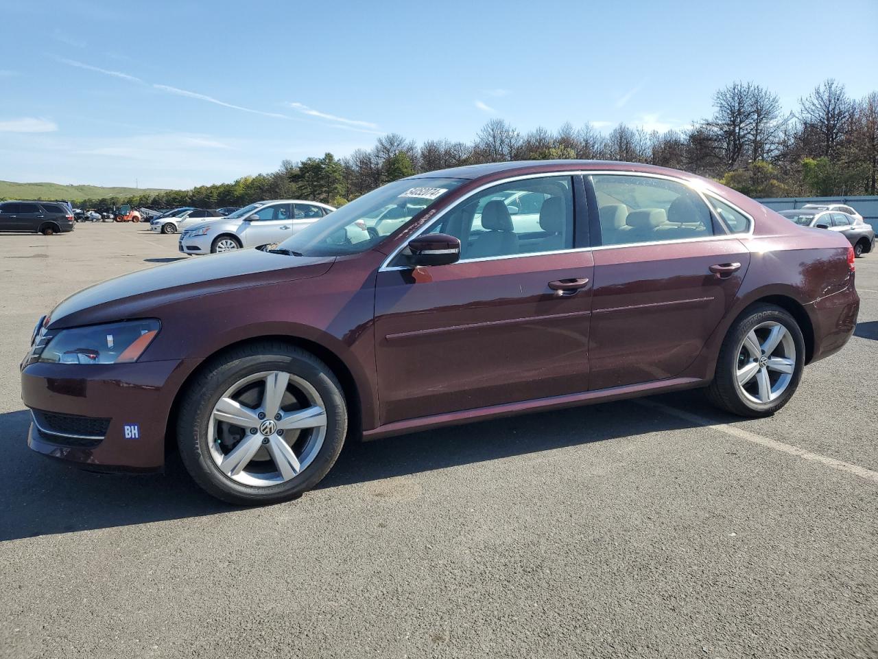 2013 VOLKSWAGEN PASSAT SE