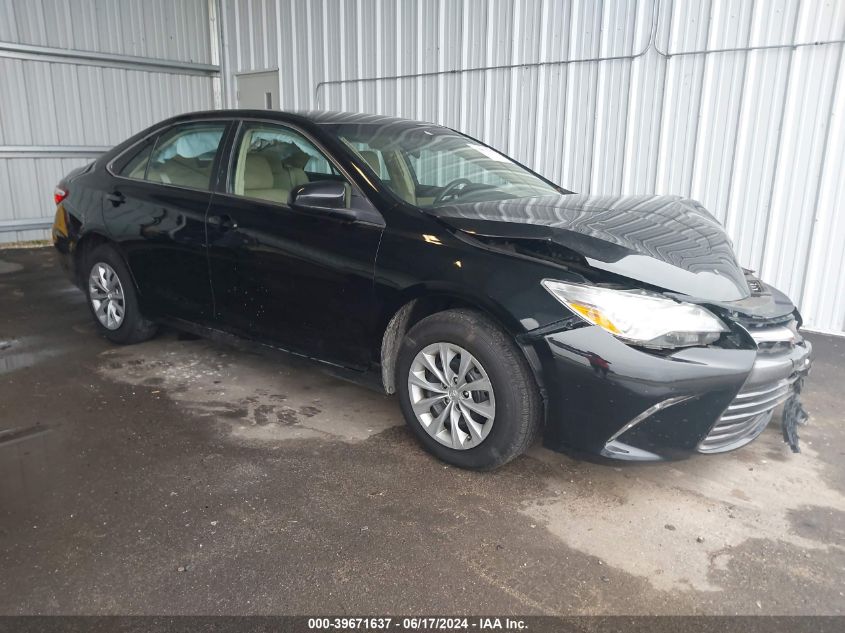 2017 TOYOTA CAMRY LE