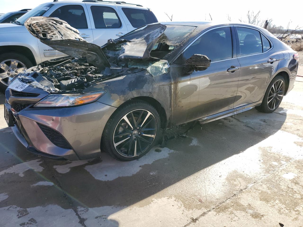 2018 TOYOTA CAMRY XSE