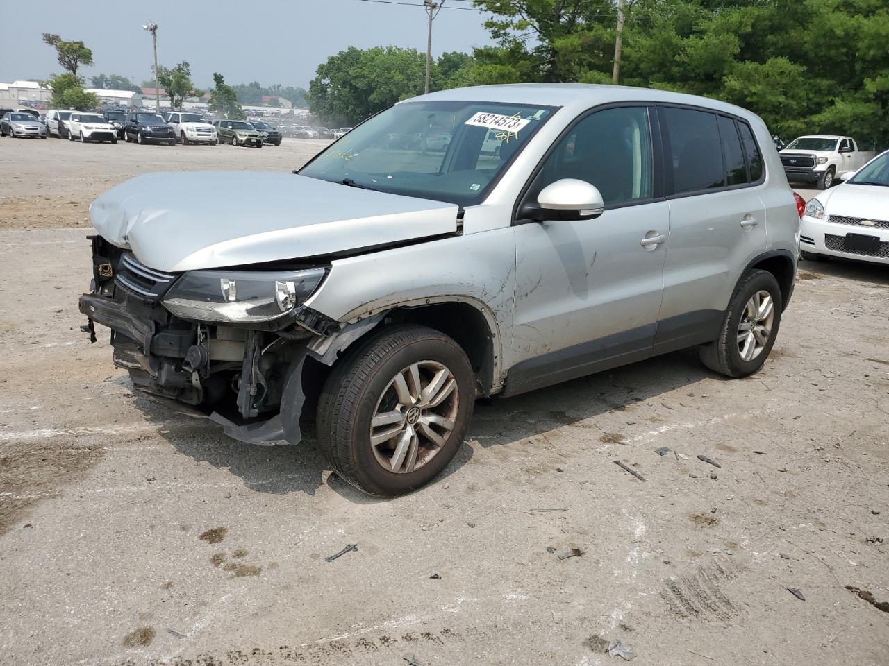 2013 VOLKSWAGEN TIGUAN S