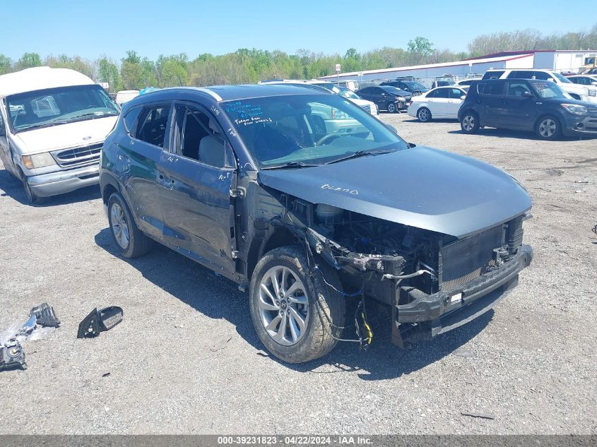 2017 HYUNDAI TUCSON SE