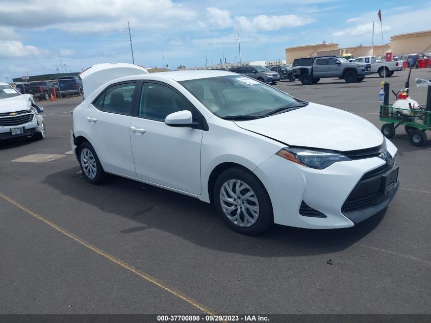 2019 TOYOTA COROLLA XLE