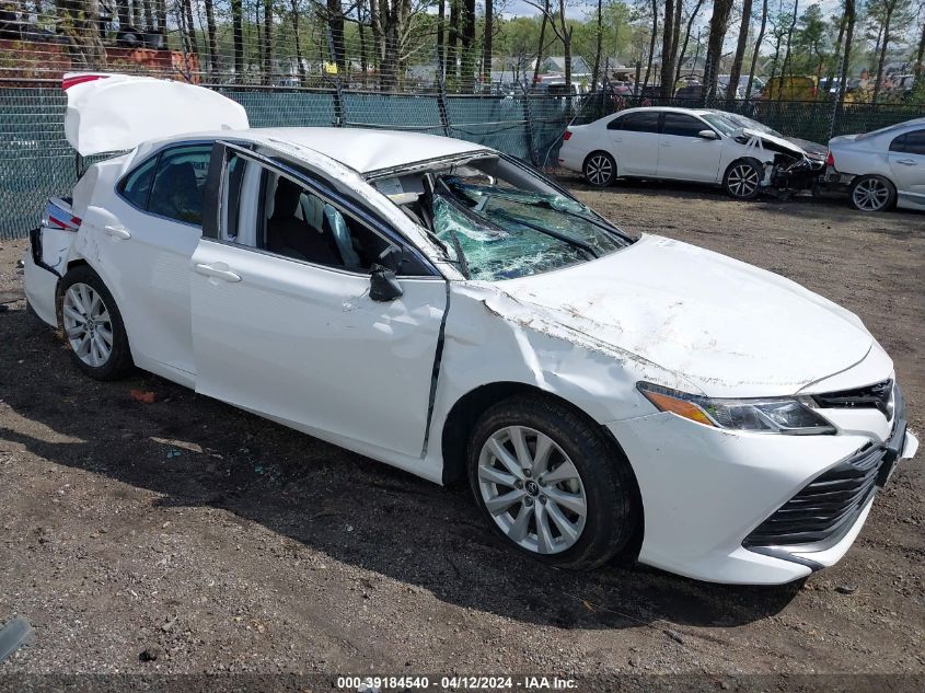 2019 TOYOTA CAMRY LE