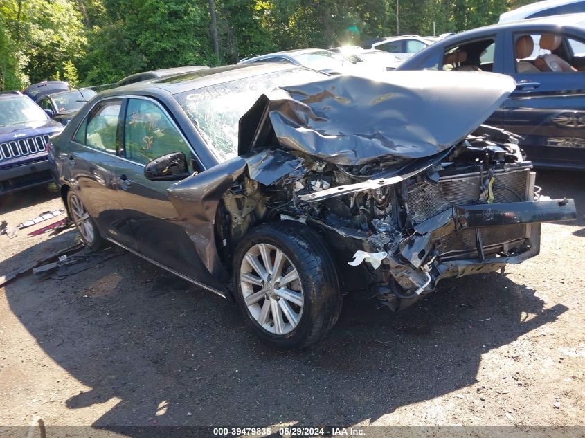 2012 TOYOTA CAMRY XLE