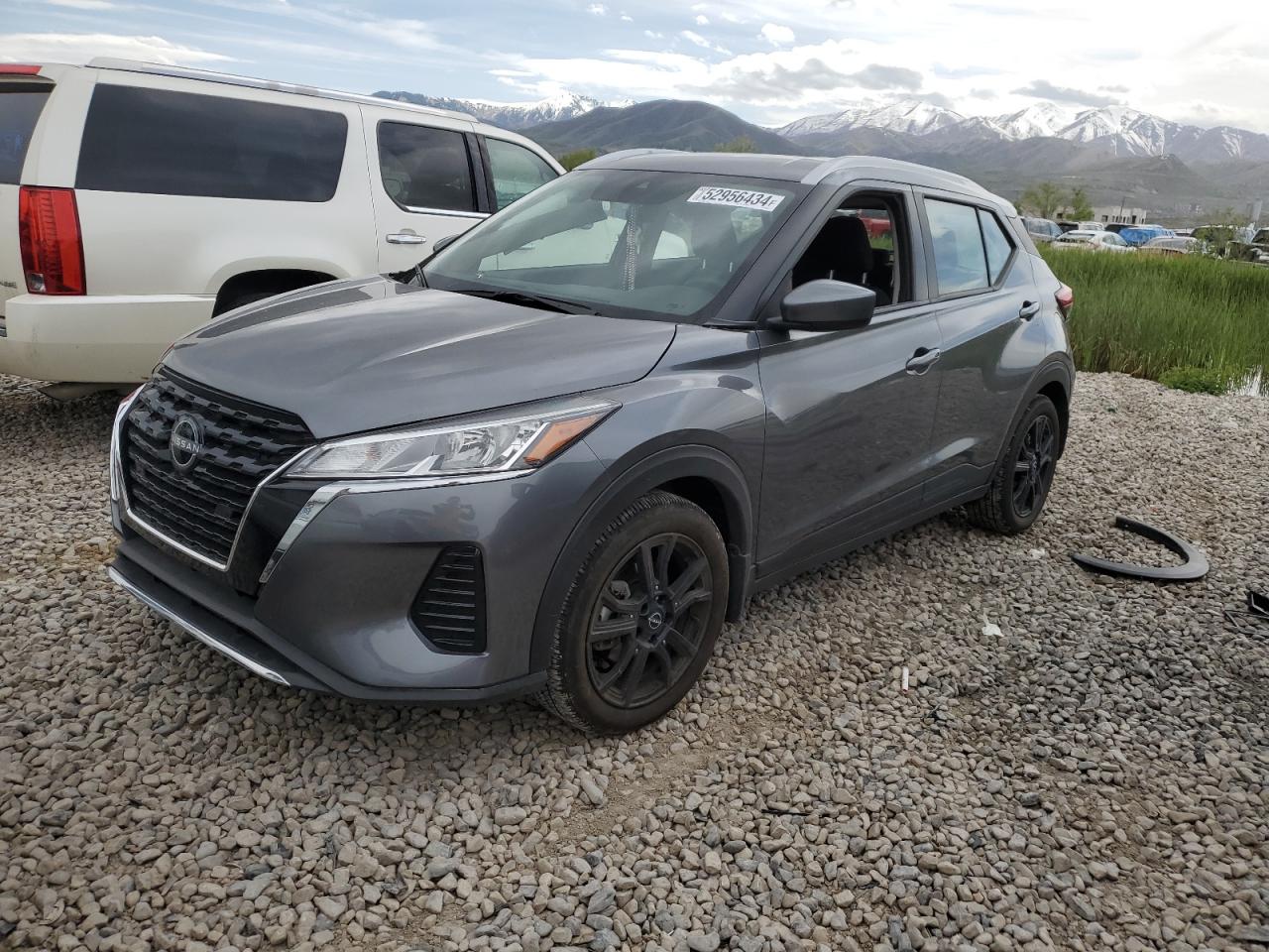 2023 NISSAN KICKS SV