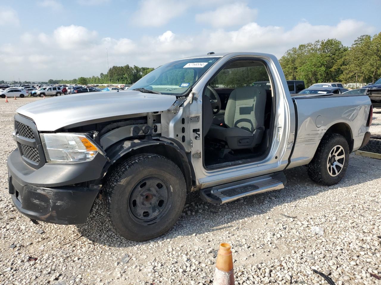 2013 RAM 1500 ST