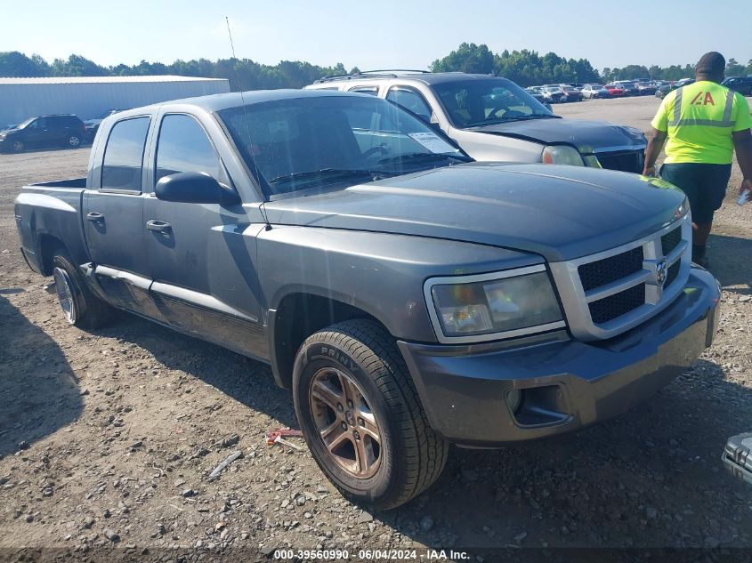 2011 DODGE DAKOTA SLT