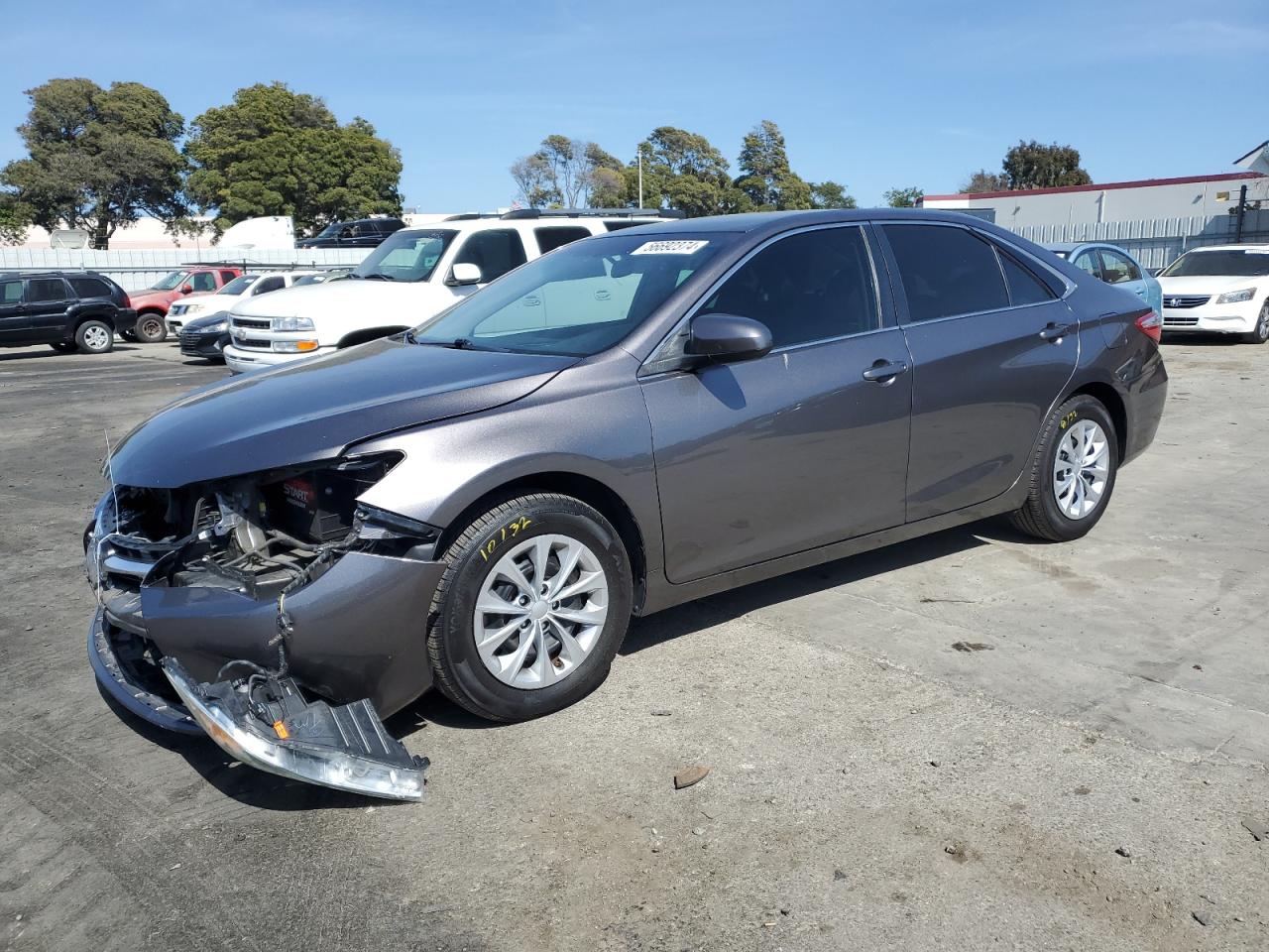 2016 TOYOTA CAMRY LE