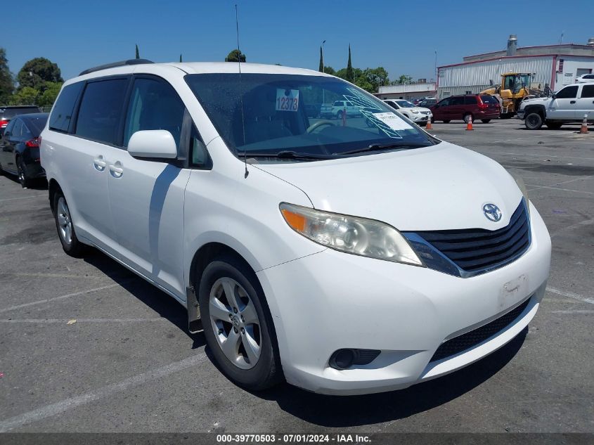 2014 TOYOTA SIENNA LE V6 8 PASSENGER