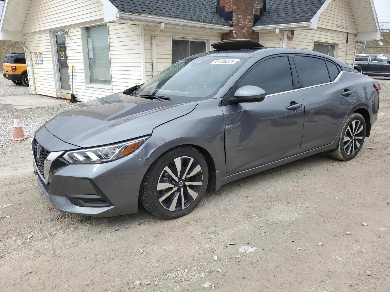 2022 NISSAN SENTRA SV