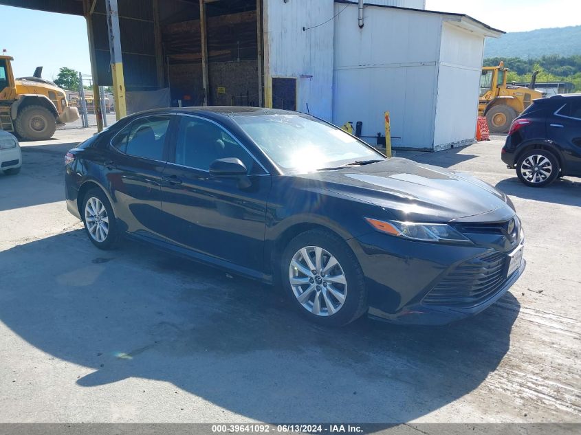 2018 TOYOTA CAMRY LE