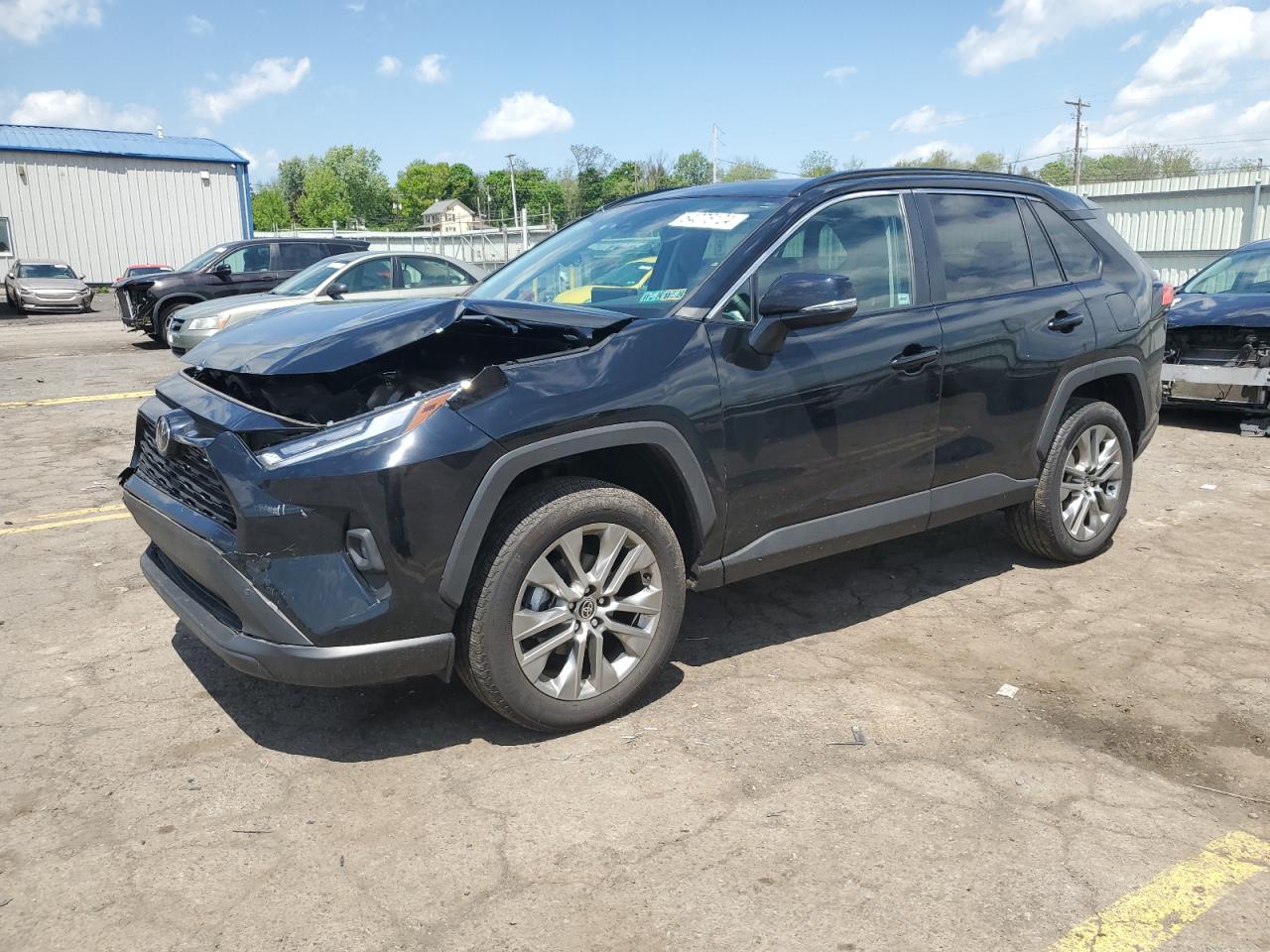 2022 TOYOTA RAV4 XLE PREMIUM