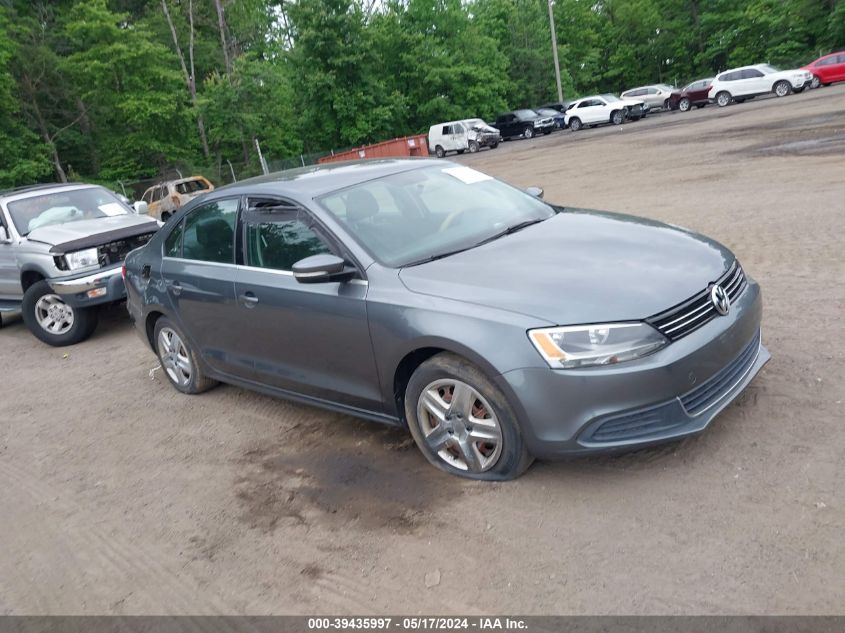 2013 VOLKSWAGEN JETTA 2.5L SE