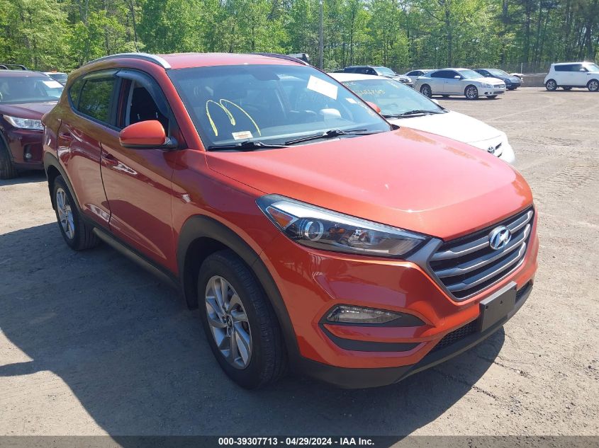 2016 HYUNDAI TUCSON SE